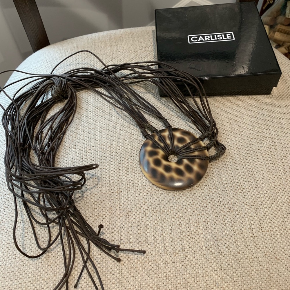 Carlisle Collectipn leopard decal tie belt